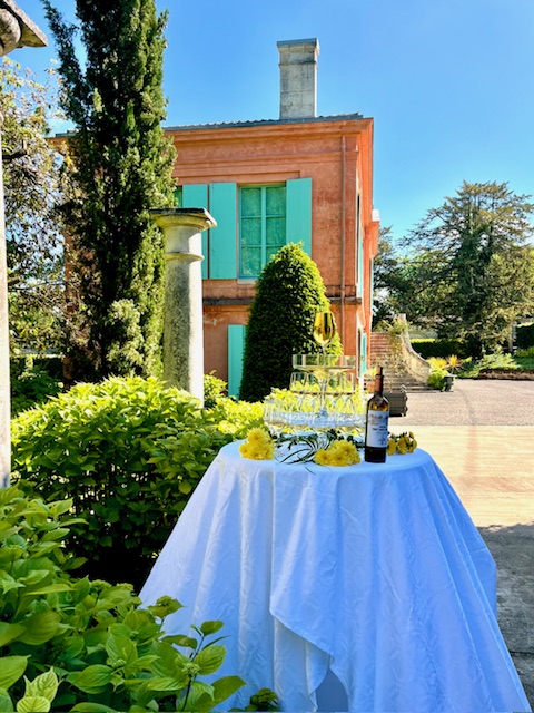 vin blanc mariage original, La cascade de blancs : l&rsquo;id&eacute;e originale pour un mariage ou un cocktail r&eacute;ussi